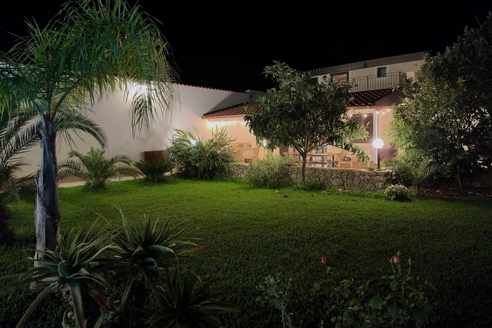 Villa Ramadia フロリーディア エクステリア 写真